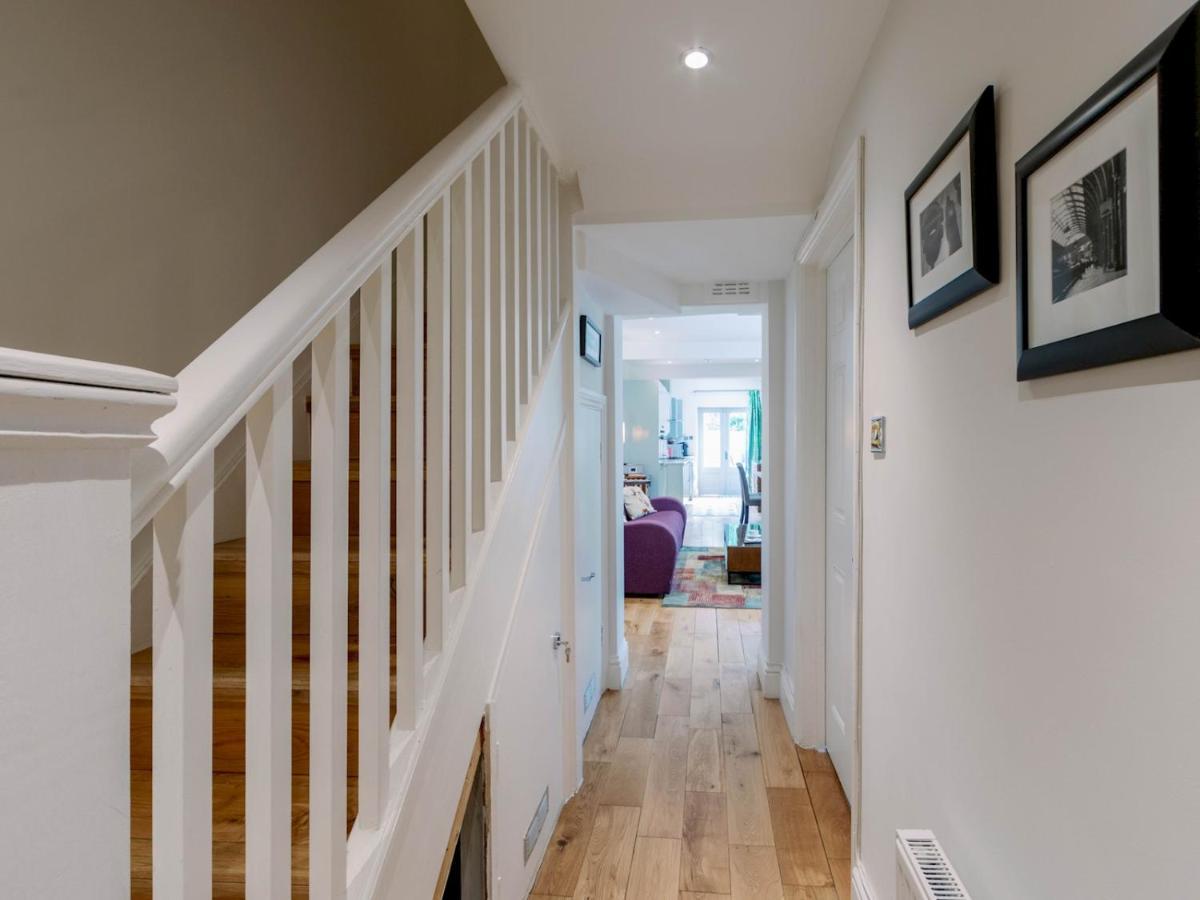 Pass The Keys Recently Renovated 1Br Flat With Private Garden In South London Apartamento Exterior foto